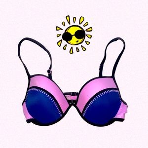 Victoria’s Secret Swim Bikini Top size 36D pink/blue